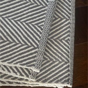 CB2 Crate & Barrel 5x8 Herringbone Area Rug - Gray grey and Cream